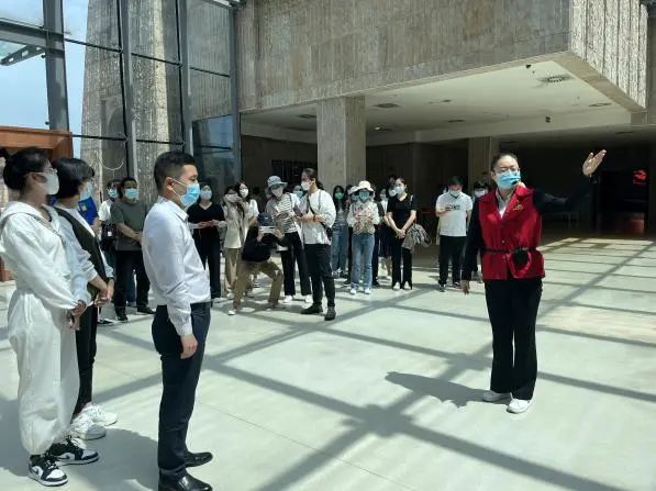 宝鸡青铜器博物院开展“感悟中华文化 享受美好旅程”中国旅游日志愿服务宣传活动
