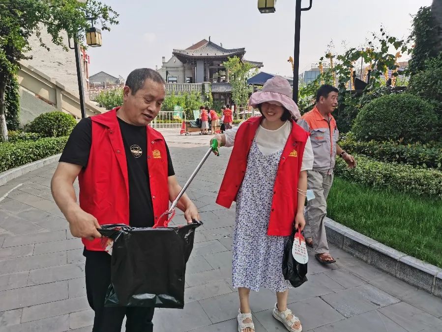 宝鸡青铜器博物院开展“弘扬志愿服务精神 助力全国 文明城市创建”志愿服务活动