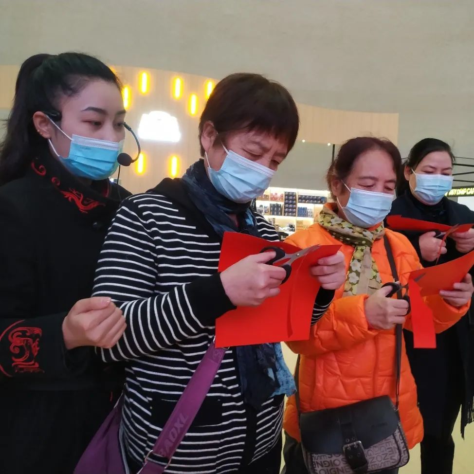 “九九重阳节，感恩敬老传孝道”